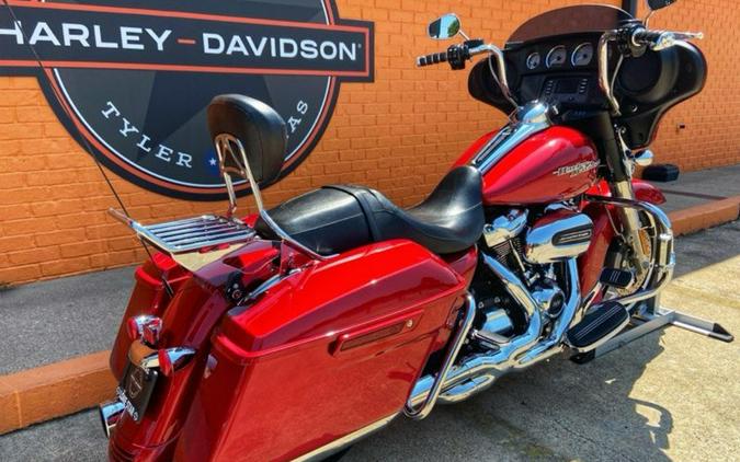 2019 Harley-Davidson® FLHX - Street Glide®