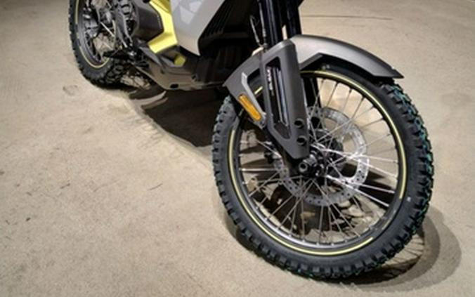 2025 Can-Am Origin White