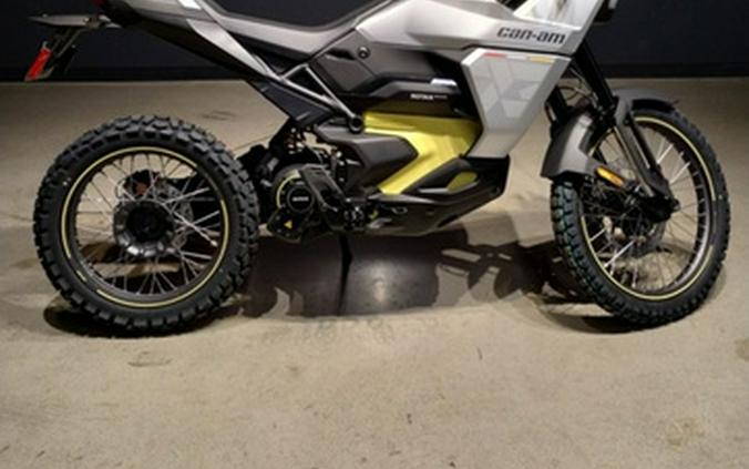 2025 Can-Am Origin White