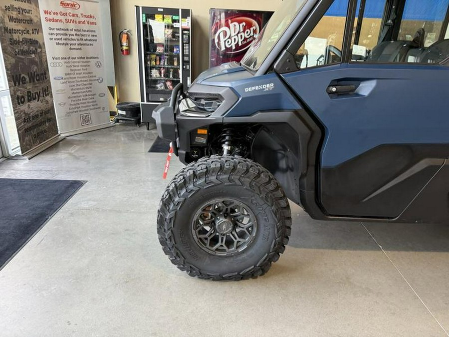 2026 Can-Am® Defender MAX XT CAB HD11