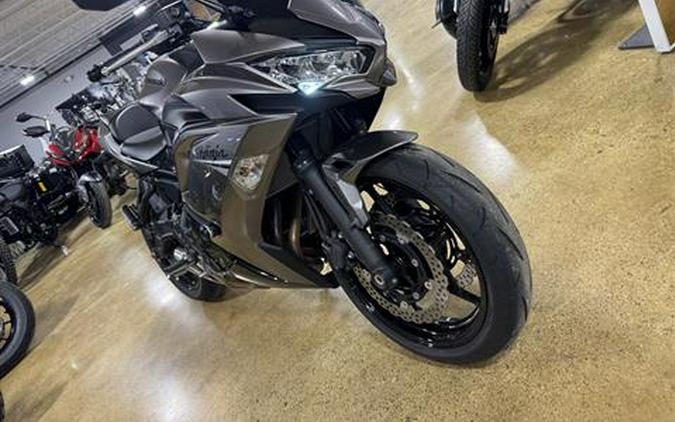 2021 Kawasaki Ninja 650 ABS