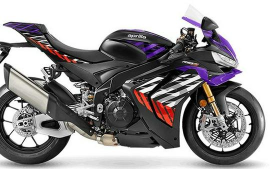 2027 Aprilia Tuono V4 1100 Factory