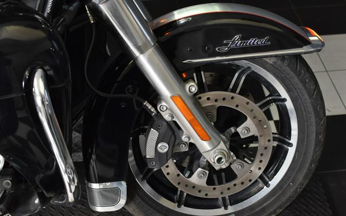 2015 Harley-Davidson Ultra Limited Two-Tone Brilliant Silver Pearl/Vivid Black