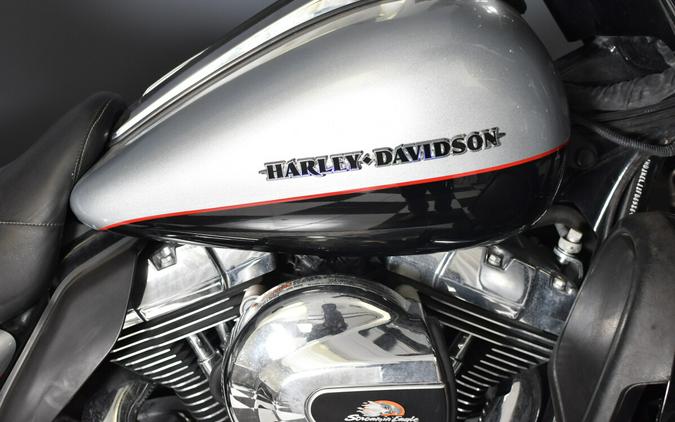 2015 Harley-Davidson Ultra Limited Two-Tone Brilliant Silver Pearl/Vivid Black