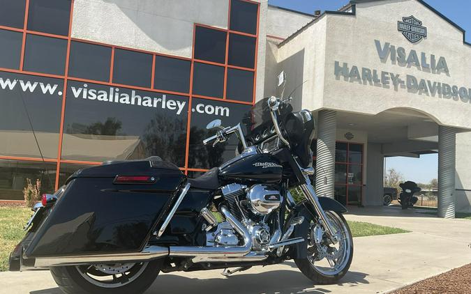 FLHX 2014 Street Glide®