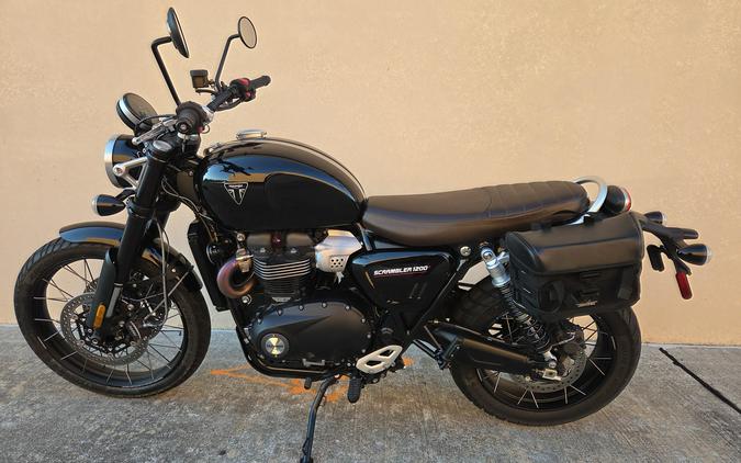 2025 TRIUMPH SCRAMBLER 1200 X