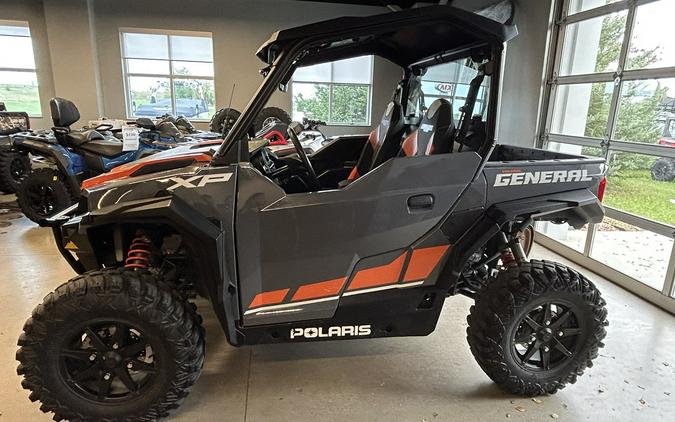 2020 Polaris Industries GENERAL XP 1000 Deluxe