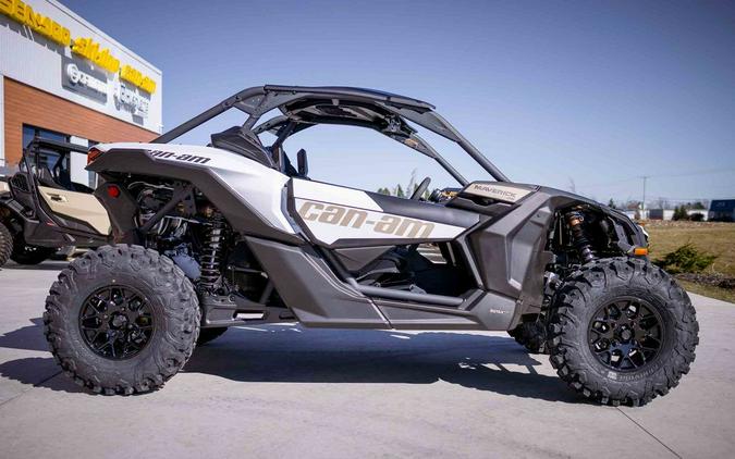 2024 Can-Am® Maverick X3 DS Turbo Catalyst Gray