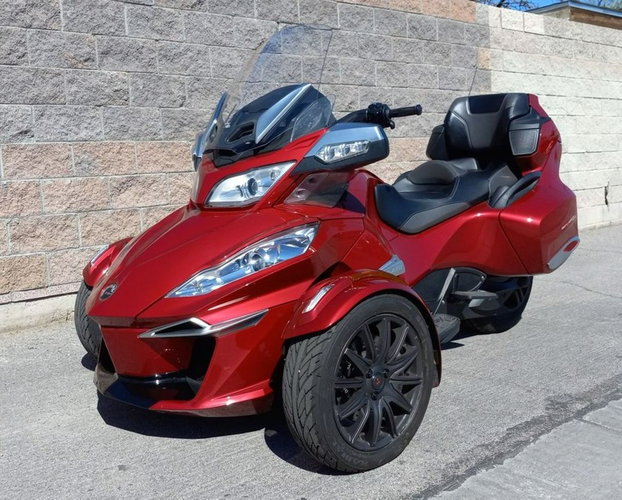 2016 Can-Am® Spyder® RT-S 6-Speed Semi-Automatic (SE6)
