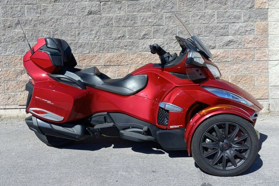 2016 Can-Am® Spyder® RT-S 6-Speed Semi-Automatic (SE6)