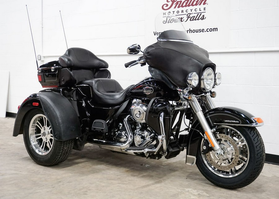 2013 Harley-Davidson® FLHTCUTG - Tri Glide® Ultra Classic®