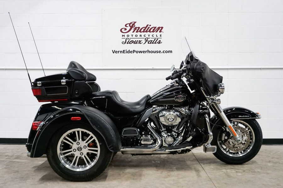 2013 Harley-Davidson® FLHTCUTG - Tri Glide® Ultra Classic®