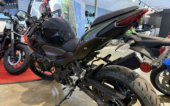 2025 Kawasaki Z500 ABS