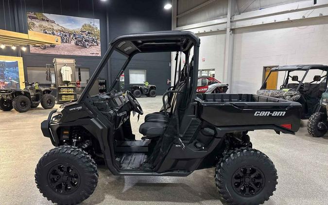 2026 Can-Am DEFENDER XT HD11 BLACK