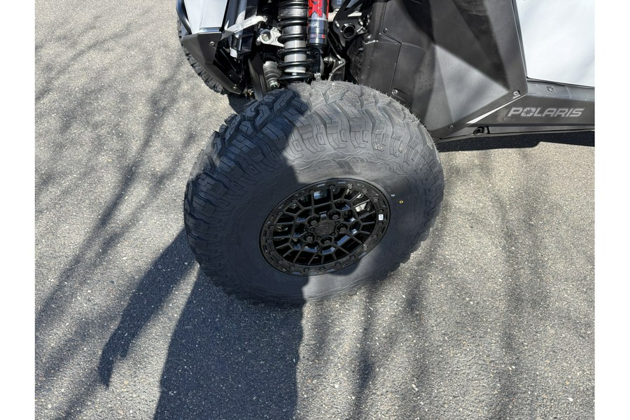 2026 Polaris RZR PRO R ULTIMATE GHOST WHITE METALLIC