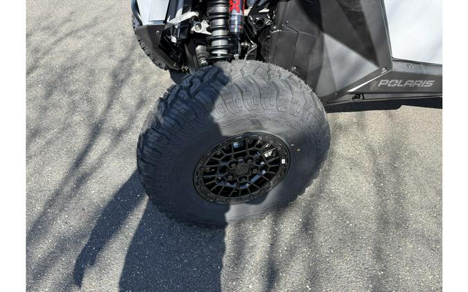 2026 Polaris RZR PRO R ULTIMATE GHOST WHITE METALLIC