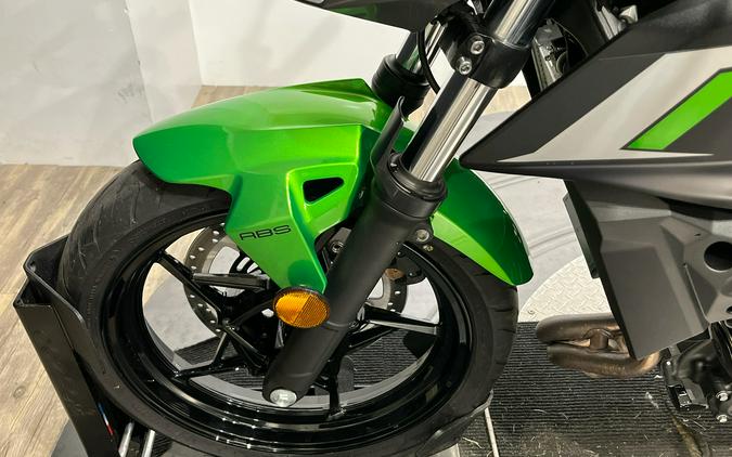 2024 Kawasaki Z500 ABS