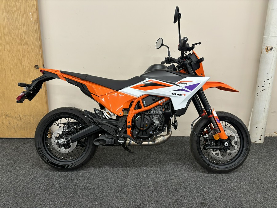 2026 KTM SMC 390 R