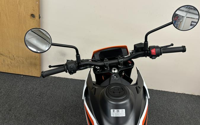 2026 KTM SMC 390 R