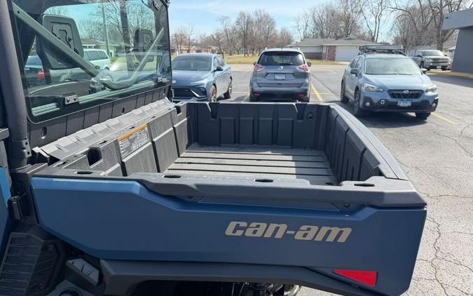 2026 Can-Am Defender XT CAB HD11