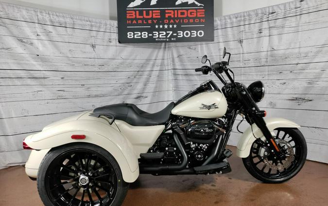 2023 Harley-Davidson Freewheeler White Sand Pearl