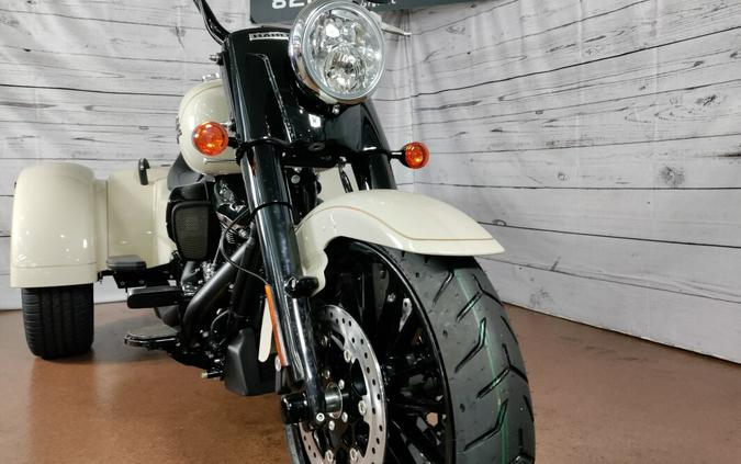 2023 Harley-Davidson Freewheeler White Sand Pearl