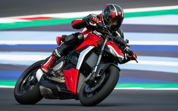 2024 Ducati Streetfighter V2 Red