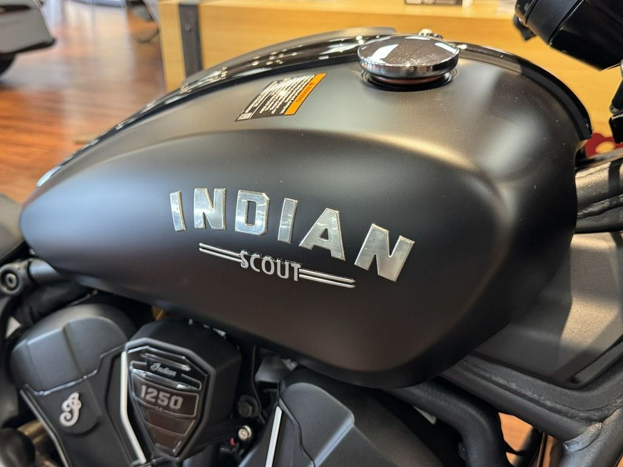 2025 Indian Motorcycle® Scout® Bobber Limited +Tech Black Smoke