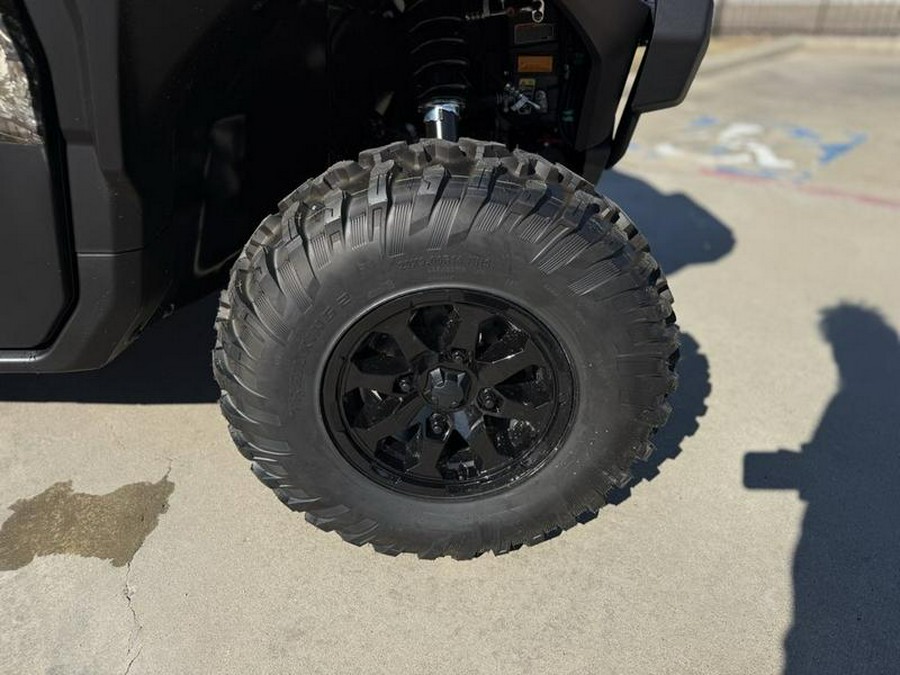 2026 Can-Am® Defender MAX XT CAB HD11 With 10.25 in.display Dark Wildland Camo