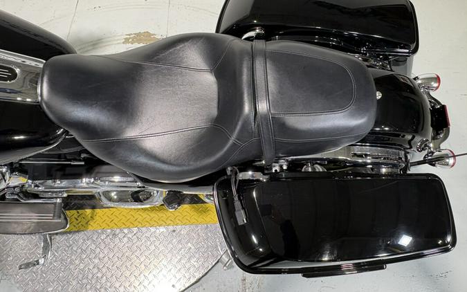 2017 Harley-Davidson® Street Glide® Special Vivid Black