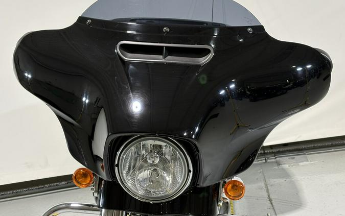 2017 Harley-Davidson® Street Glide® Special Vivid Black