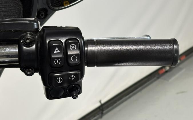 2017 Harley-Davidson® Street Glide® Special Vivid Black