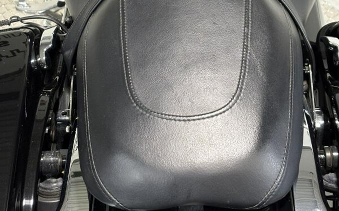 2017 Harley-Davidson® Street Glide® Special Vivid Black