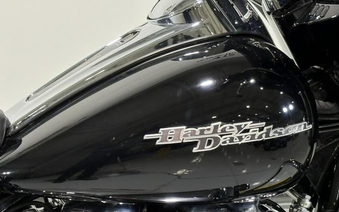 2017 Harley-Davidson® Street Glide® Special Vivid Black