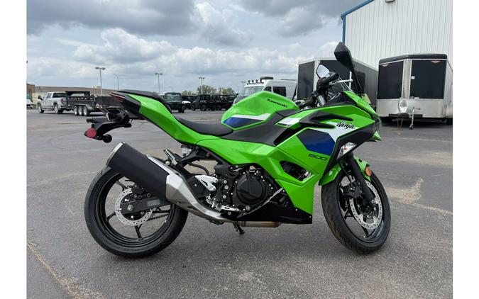 2026 Ninja® 500 Base - Kawasaki