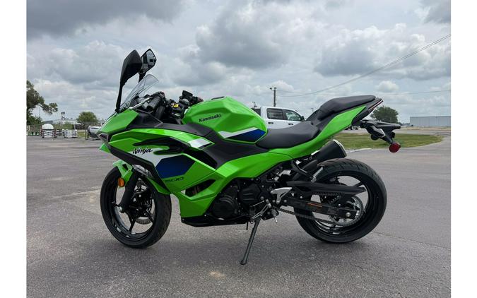 2026 Ninja® 500 Base - Kawasaki