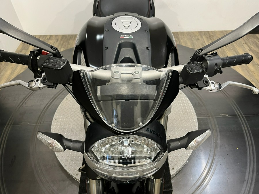 2012 Ducati Monster 796