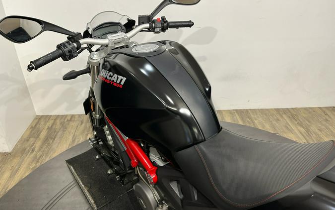 2012 Ducati Monster 796