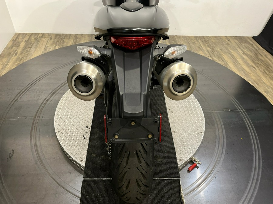2012 Ducati Monster 796