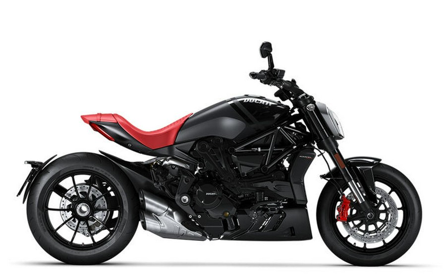 2022 Ducati XDiavel Nera Black on Black/Rosso Siam