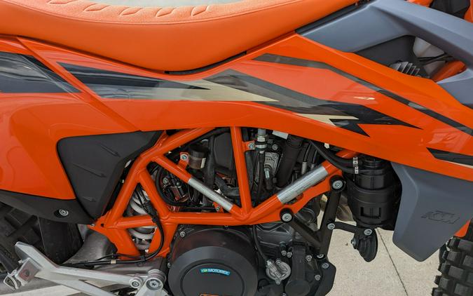 2023 KTM 690 Enduro R