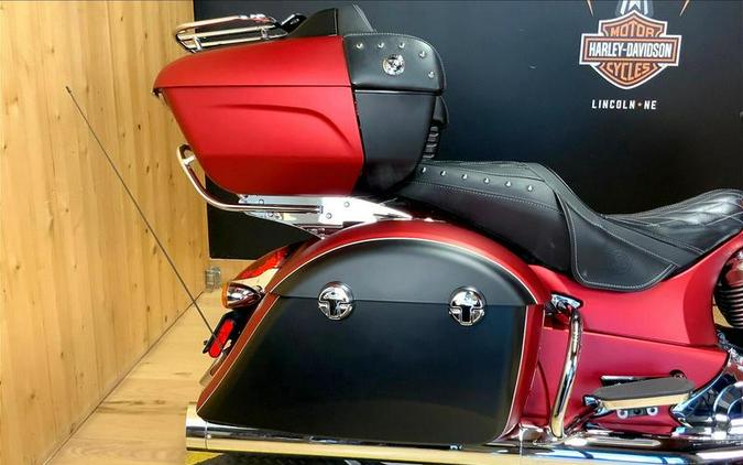 2019 Indian Motorcycle® Roadmaster® Icon Series Ruby Smoke/Thunder Black