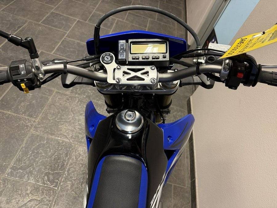 2024 Suzuki DR-Z 400SM