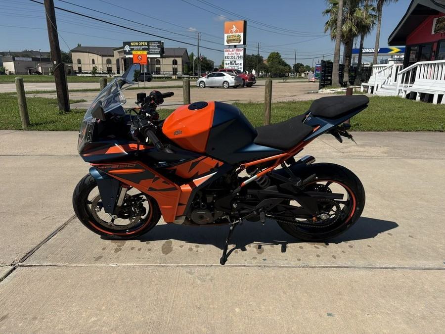 2022 KTM RC 390