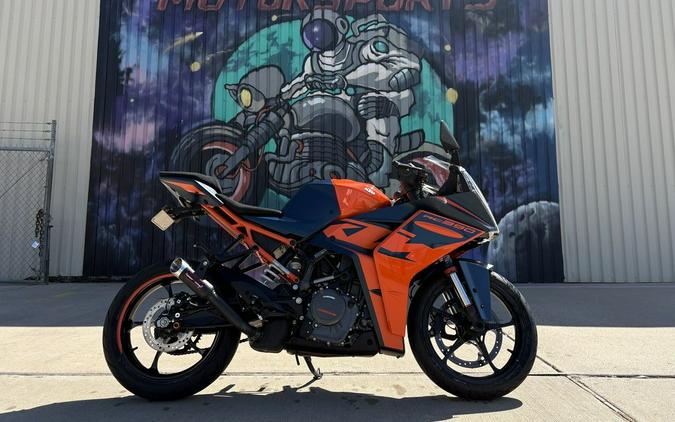 2022 KTM RC 390