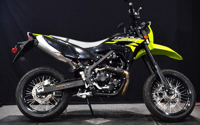 2026 Kawasaki KLX300SM Neon Green / Ebony