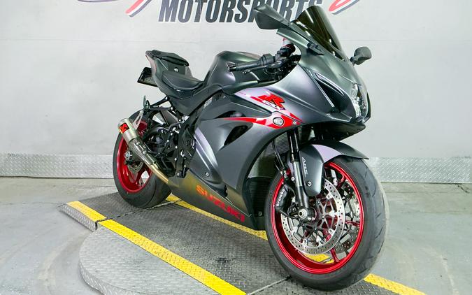2017 Suzuki GSX-R1000