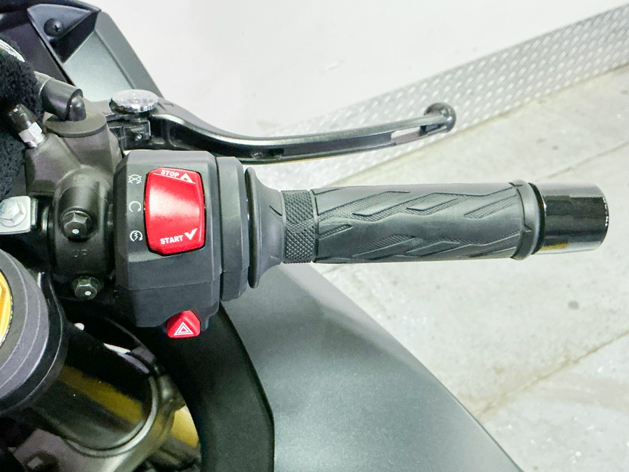 2017 Suzuki GSX-R1000