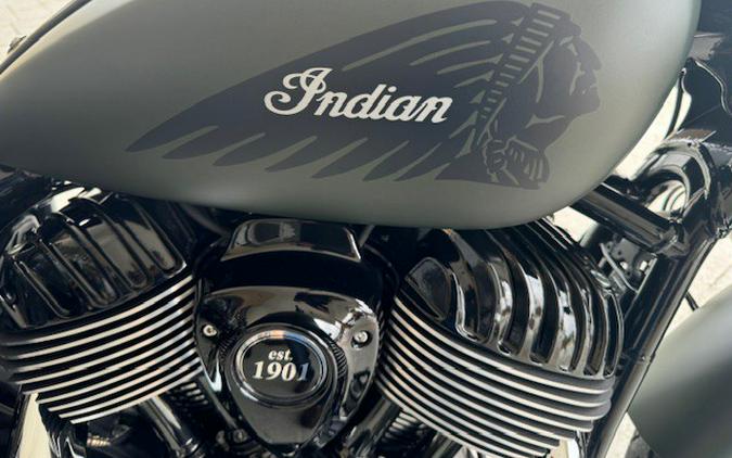 2022 Indian Motorcycle CHIEF BOBBER DARK HORSE