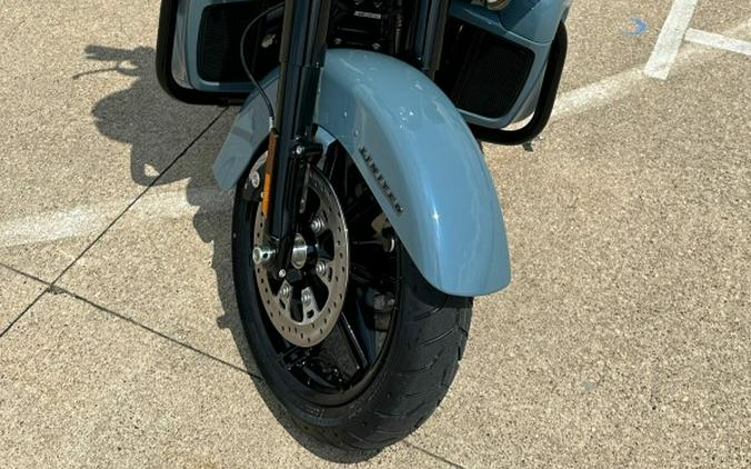 2024 Harley-Davidson Ultra Limited Sharkskin Blue - Black Finish